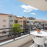 Luxury Apartment Edvina With Private Parking