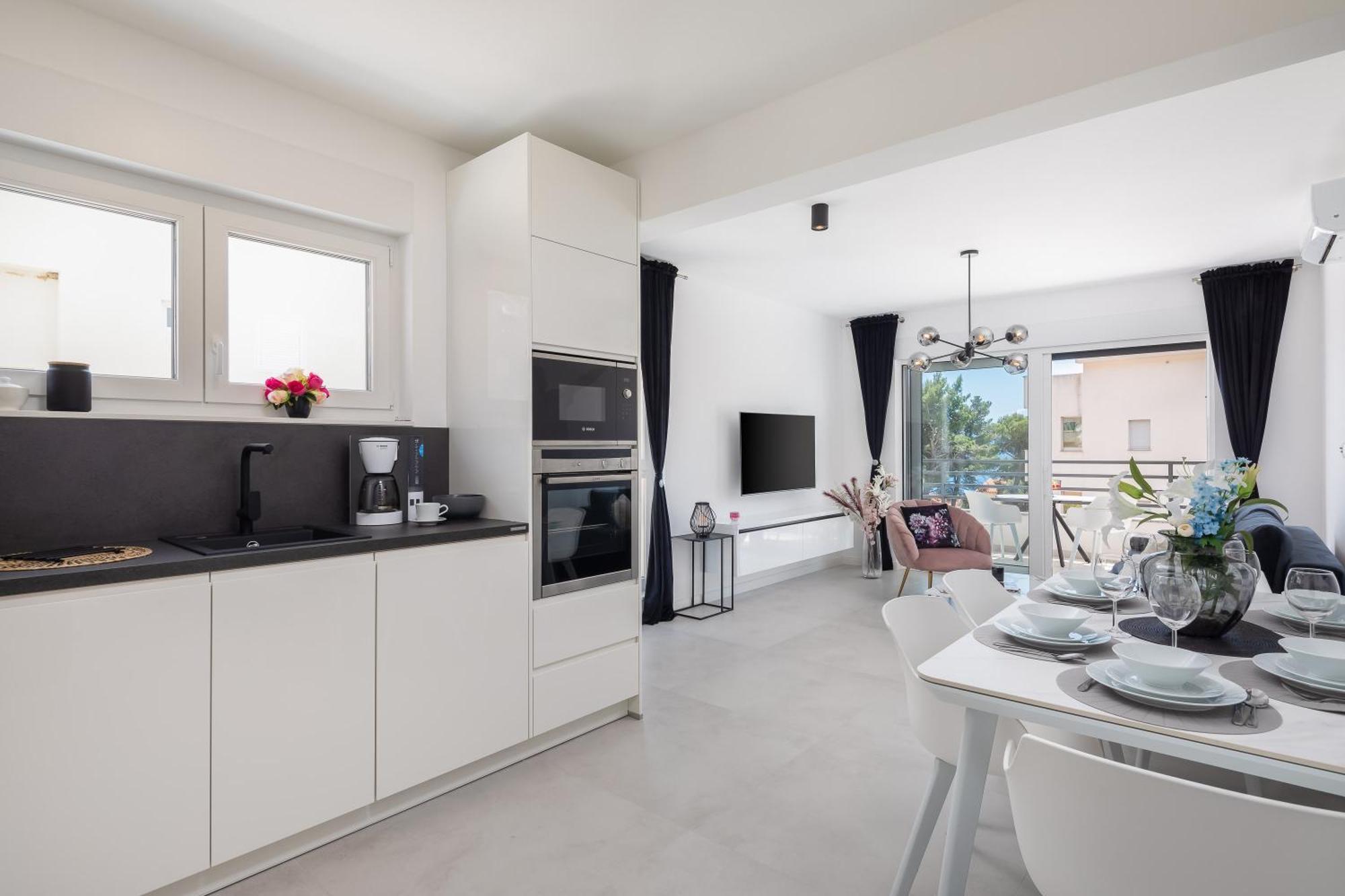 Luxury Edvina With Private Parking * Makarska