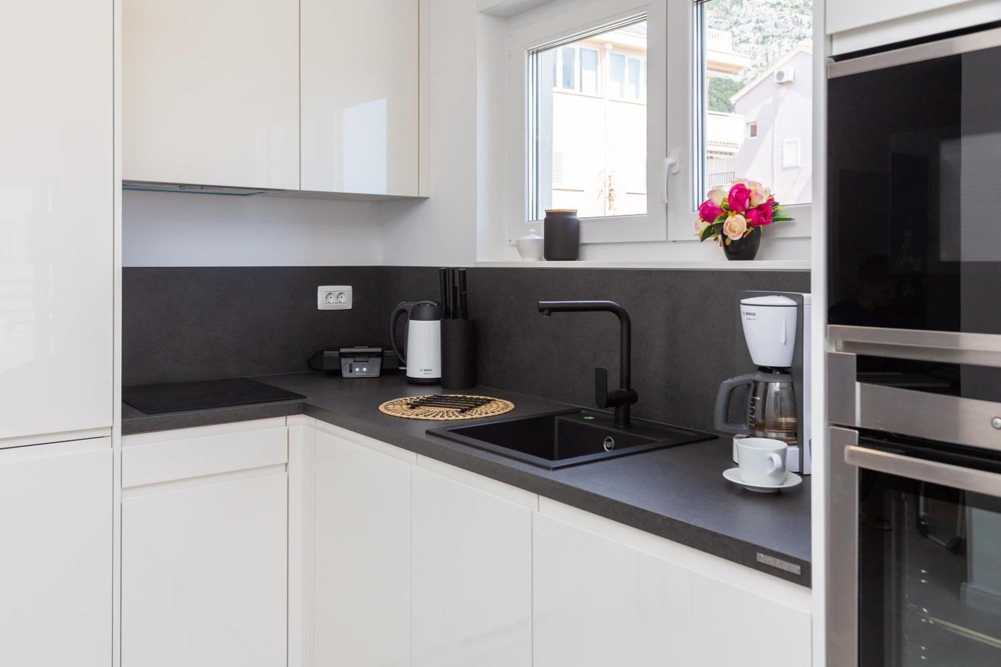 Apartment Luxury Edvina With Private Parking *